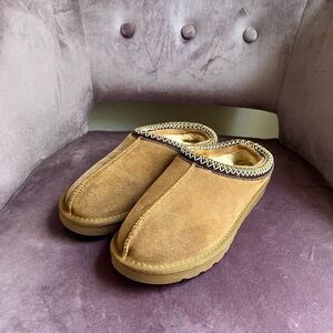 Ankle Boot Fur Fleece Lined Slipper for Women Platform Slippers — Size 8